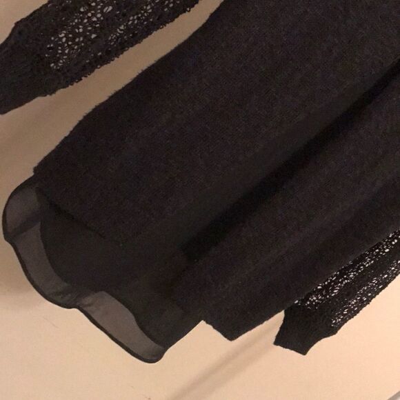 LUCKY BRAND Sweater with Open Crochet Sleeves XS - Picture 7 of 7